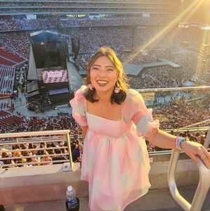 Meet your Posher, Annelisa